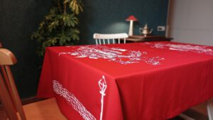 წითელი სუფრა „საღამოს მელოდია“